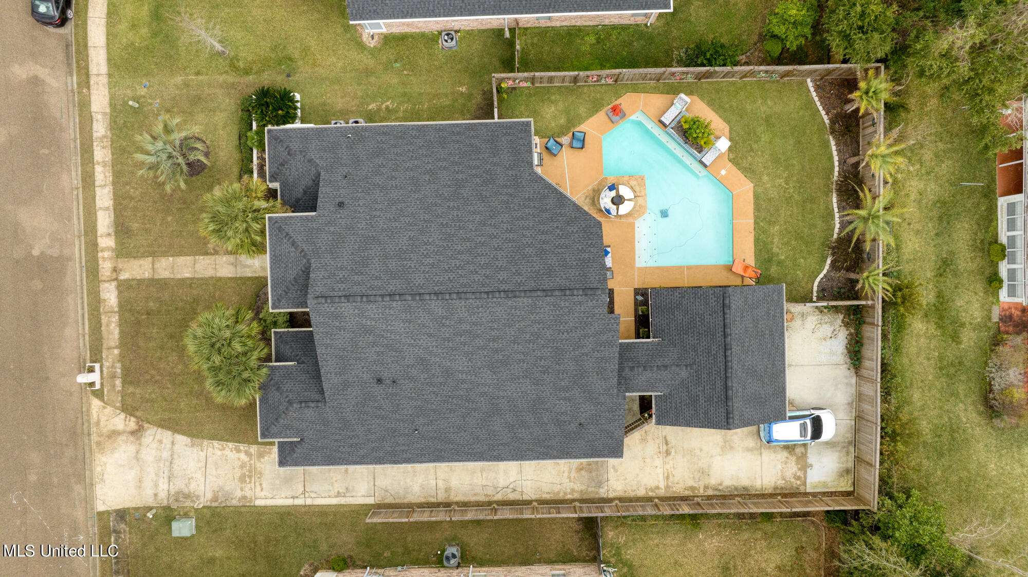 2299 Rue Maison Biloxi, MS 39532 - Photo 4 of 41 229RueMaison-7