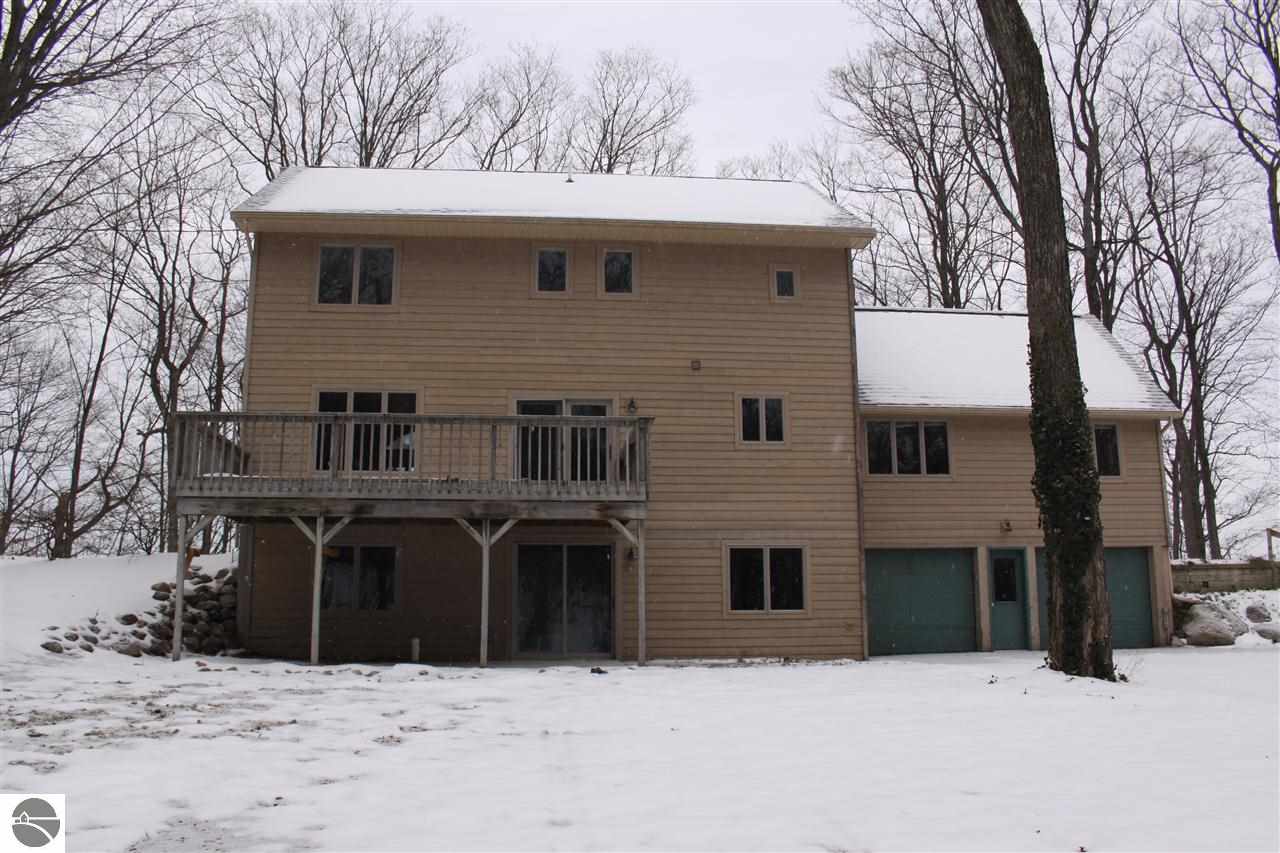 3181 Zimmerman Road Traverse City, MI 49685 - Photo 2 of 53 1779125-1.JPG