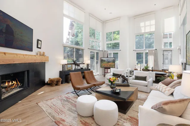 $4,110,000 | 66 Arrowhead Circle, Unit 5, Edwards, CO 81632