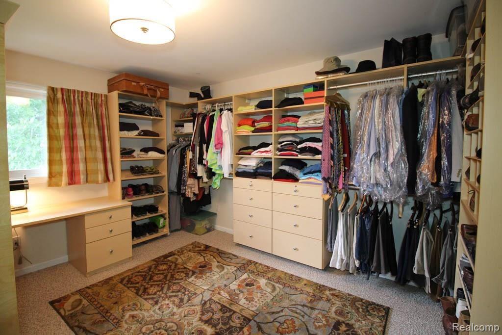 6130 Sheldon Road Rochester Hills, MI 48306 - Photo 14 of 32