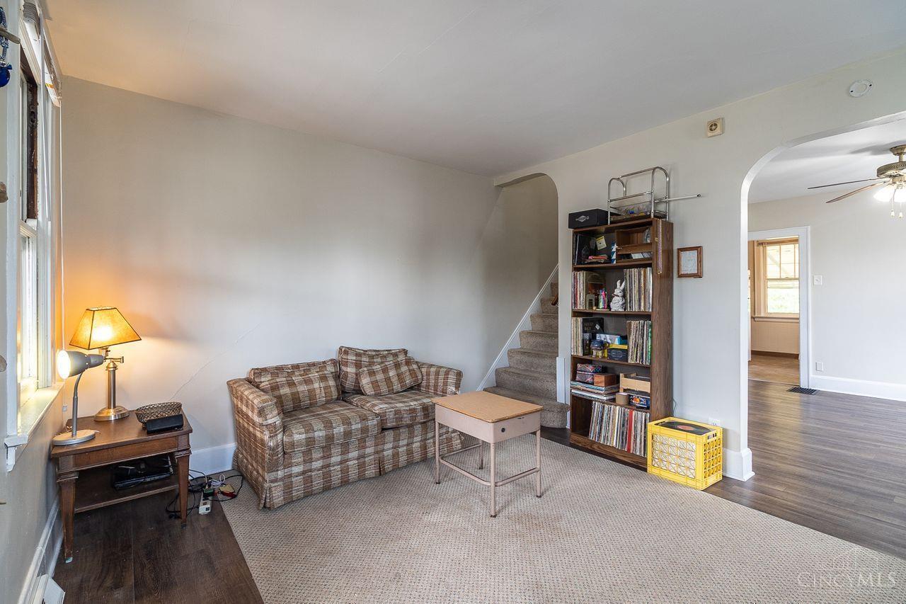 1277 Rutledge Avenue Cincinnati, OH 45205 - Photo 11 of 30