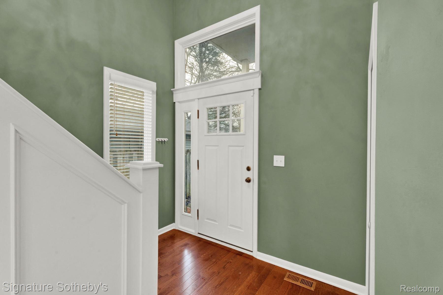 1325 East 14 Mile Road Birmingham, MI 48009 - Photo 3 of 57 Gallery Image 3