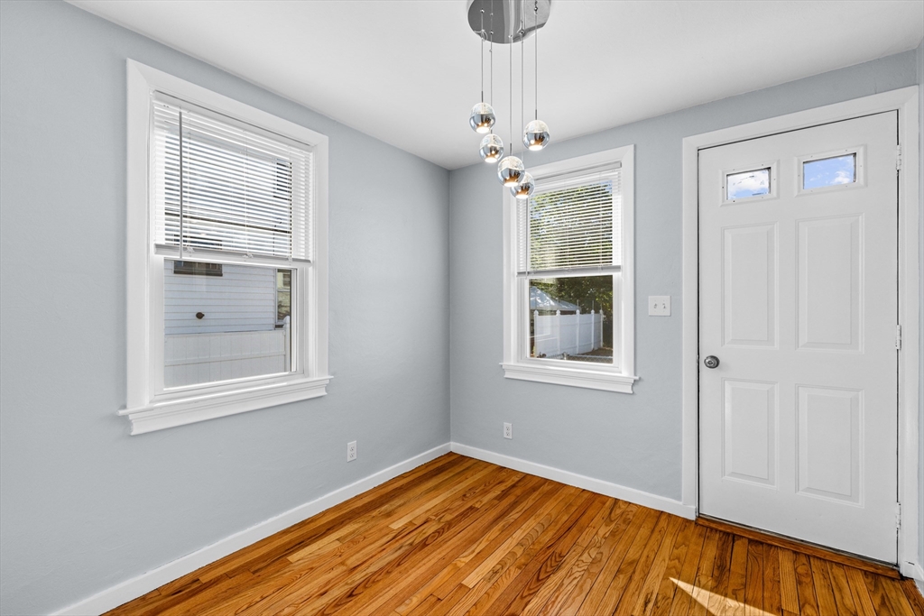 73 Bay State Road Quincy, MA 02171 - Photo 5 of 17 Gallery Image 5