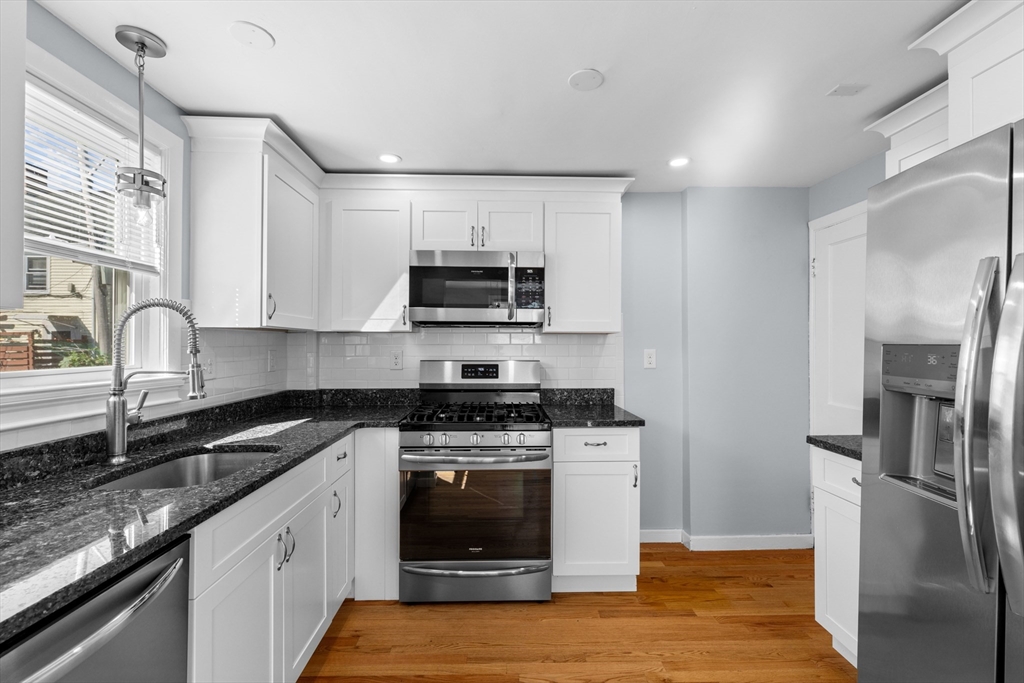 73 Bay State Road Quincy, MA 02171 - Photo 8 of 17 Gallery Image 8