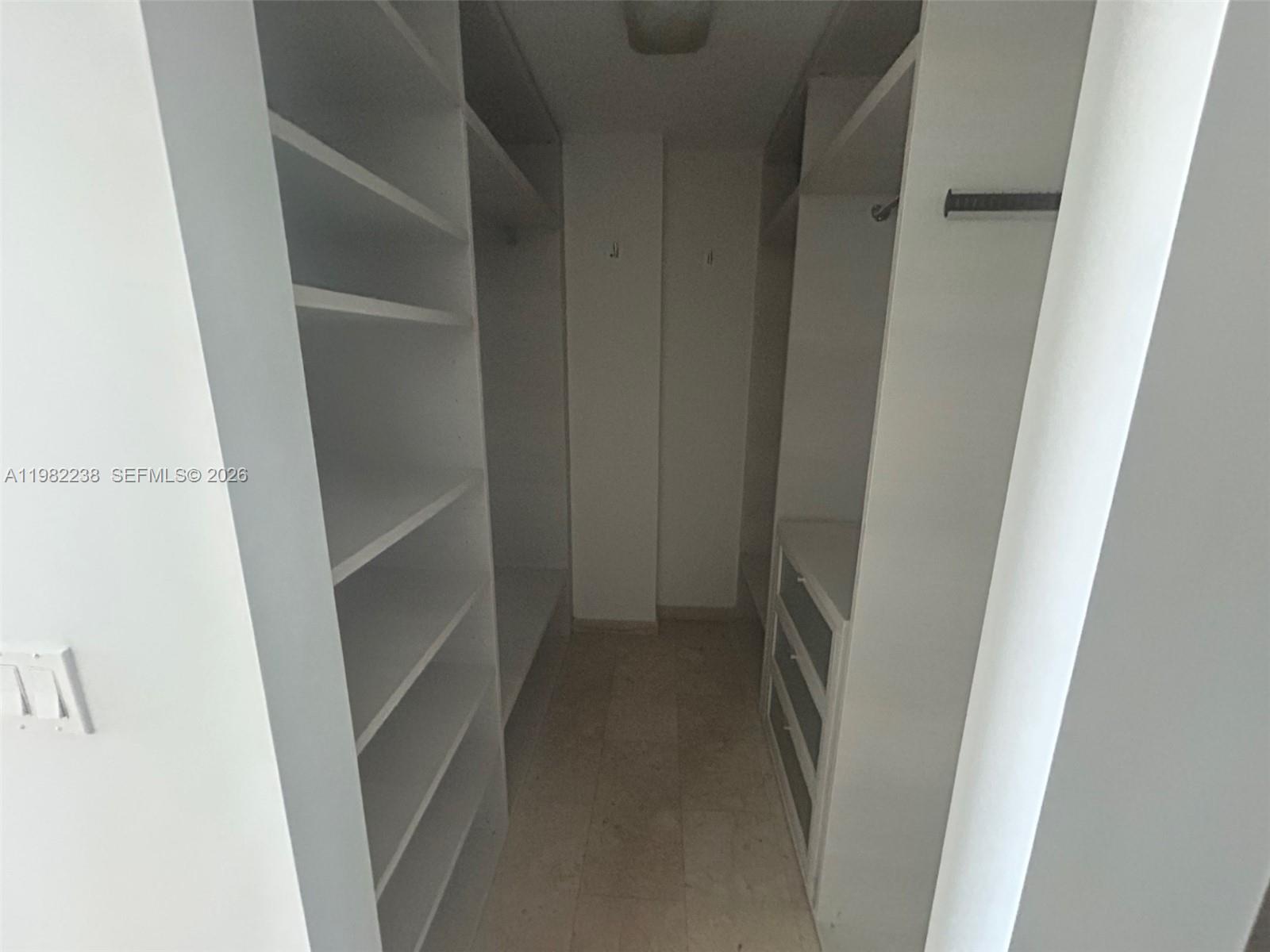 88 Southwest 7th Street, Unit 3307 Miami, FL 33130 - Photo 11 of 13