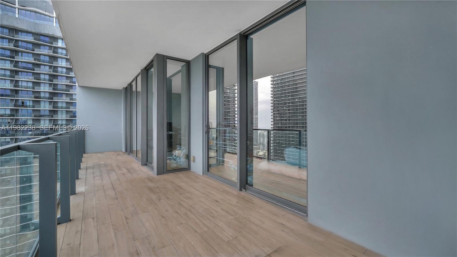 88 Southwest 7th Street, Unit 3307 Miami, FL 33130 - Photo 5 of 20