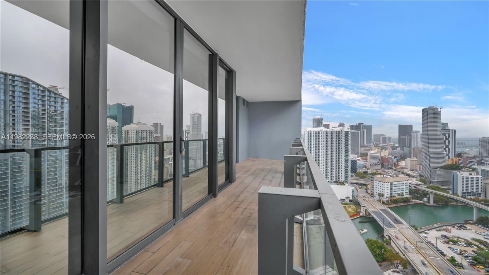 88 Southwest 7th Street, Unit 3307 Miami, FL 33130 - Photo 6 of 20