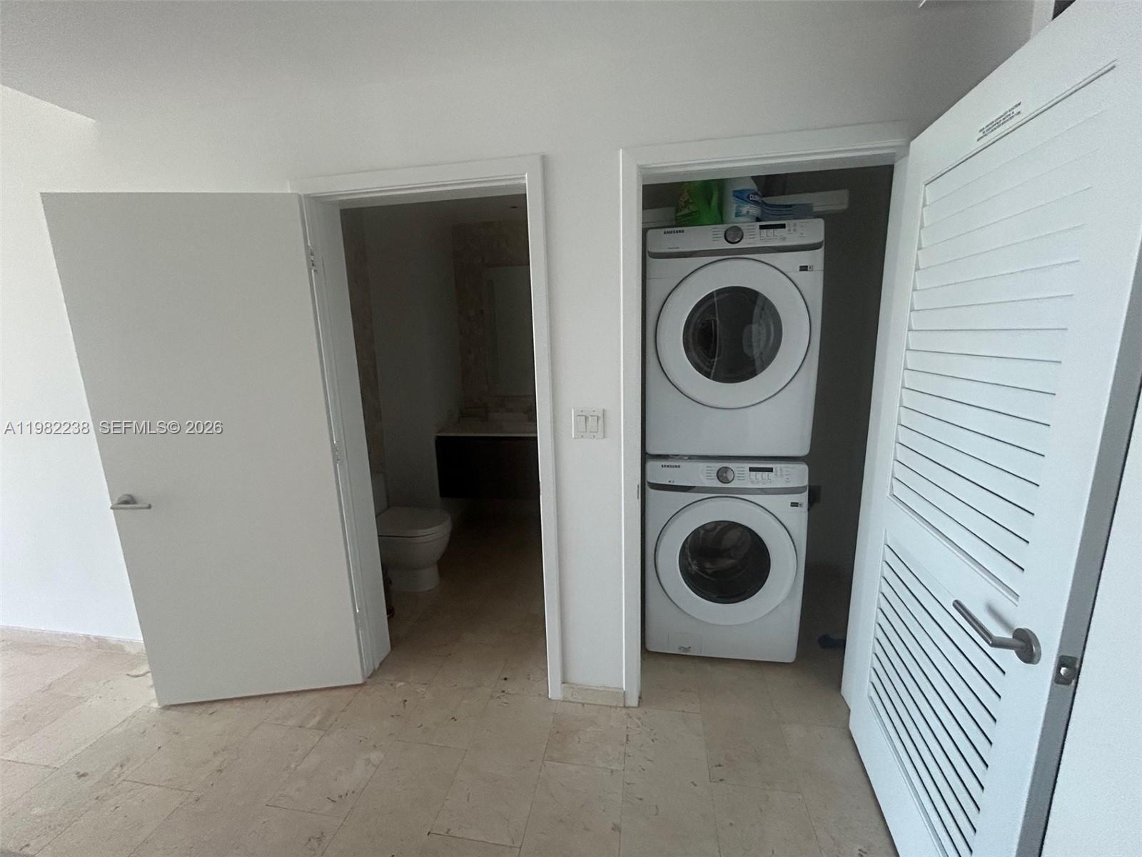 88 Southwest 7th Street, Unit 3307 Miami, FL 33130 - Photo 6 of 13