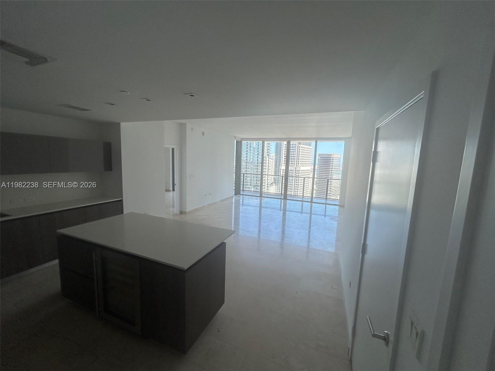 88 Southwest 7th Street, Unit 3307 Miami, FL 33130 - Photo 7 of 13