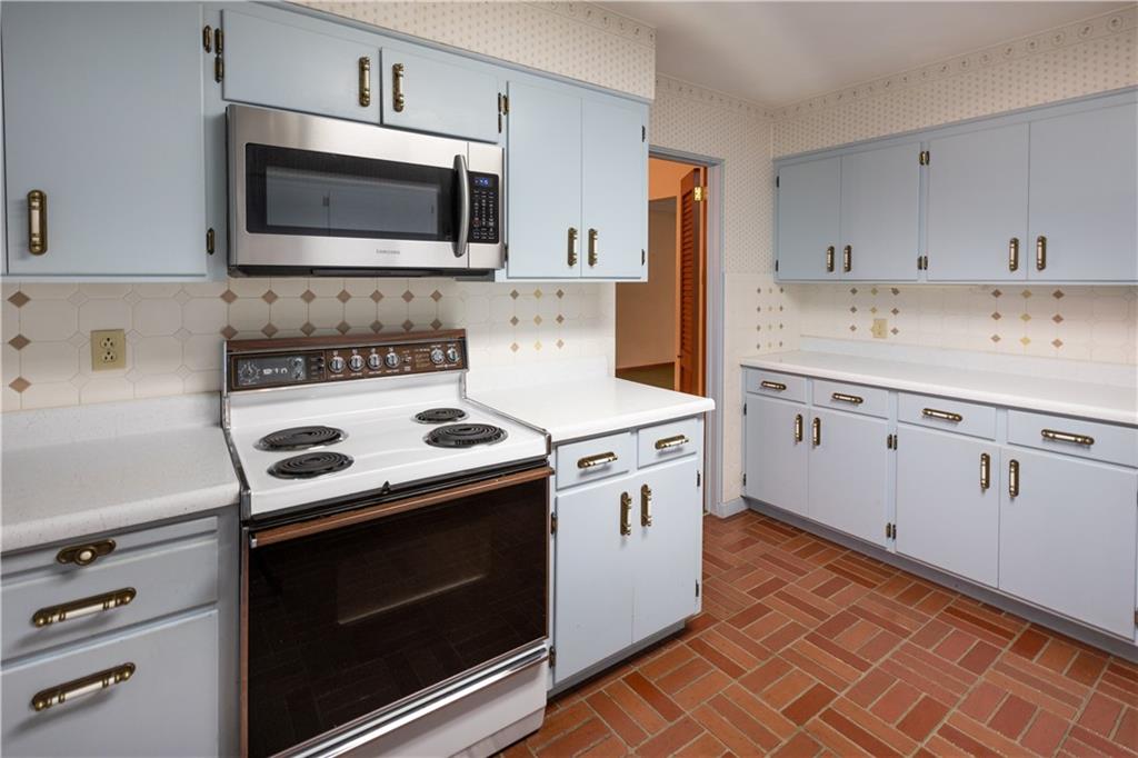 650 Clover Hill Road Somerset, PA 15501 - Photo 11 of 25 Gallery Image 11