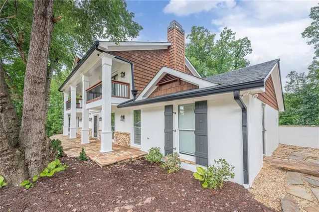 $1,095,000 | 2697 South Cherokee Lane, Woodstock, GA 30188