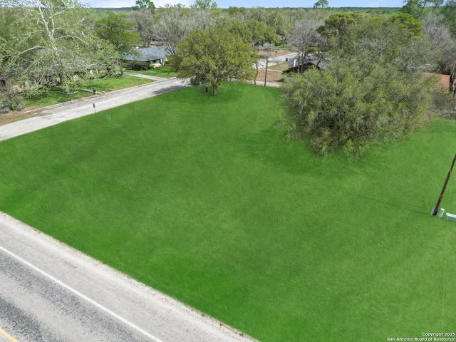 $65,000 | 1900 Chukar Street, Floresville, TX 78114