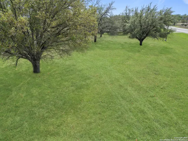 $55,000 | 1900 Chukar Street, Floresville, TX 78114