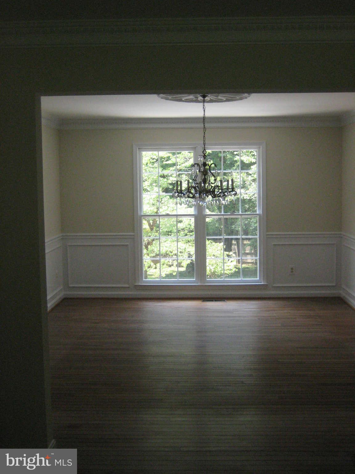 904 Ridge Drive McLean, VA 22101 - Photo 7 of 8 Dining Room