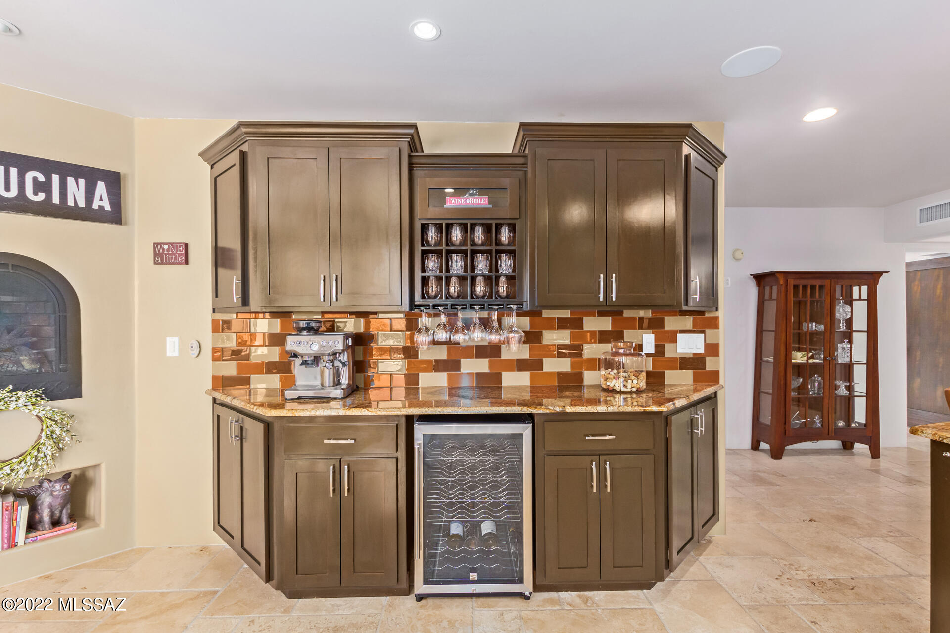 291 West Valle Del Oro Road Oro Valley, AZ 85737 - Photo 12 of 49