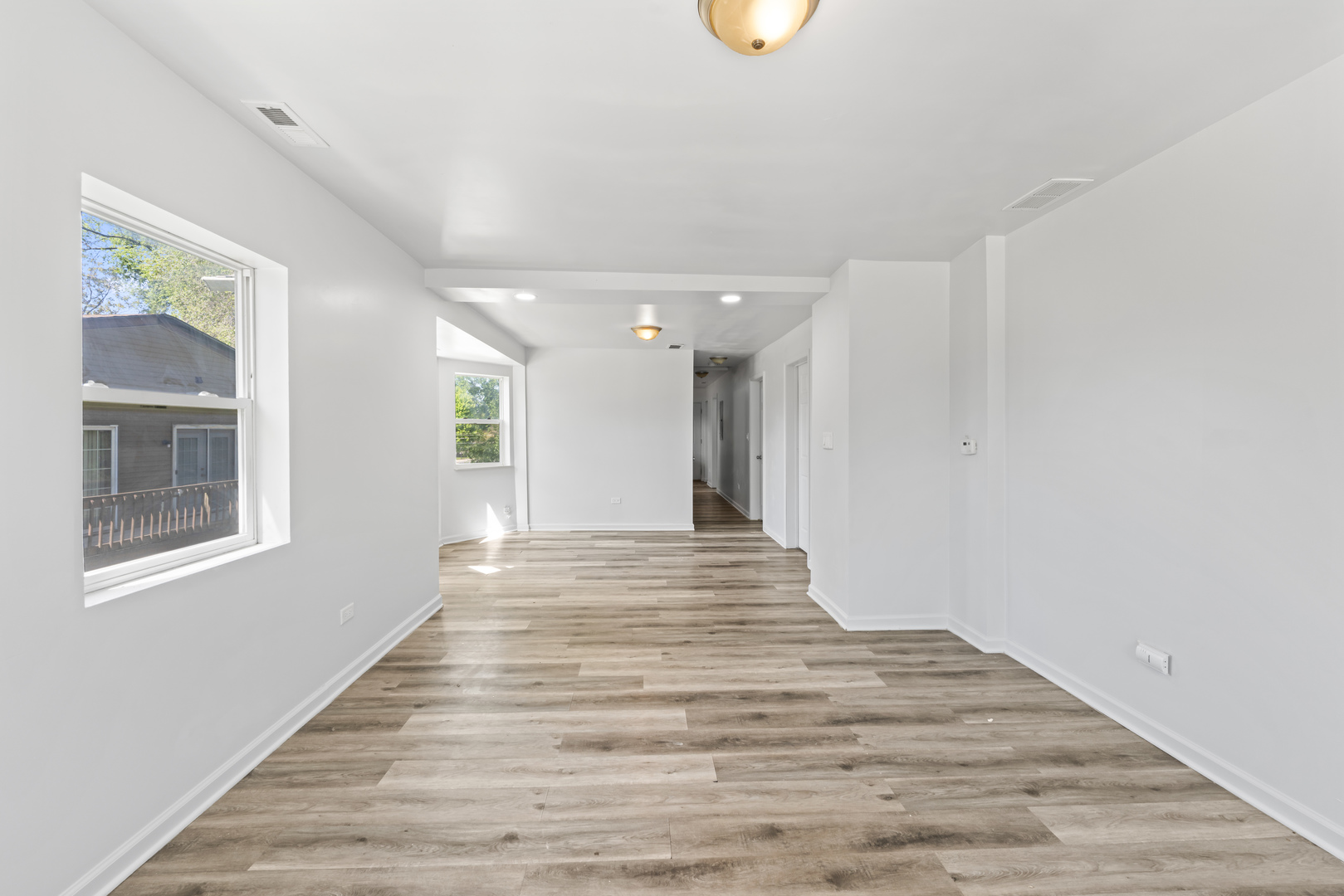 207 South Ottawa Street Joliet, IL 60436 - Photo 4 of 24