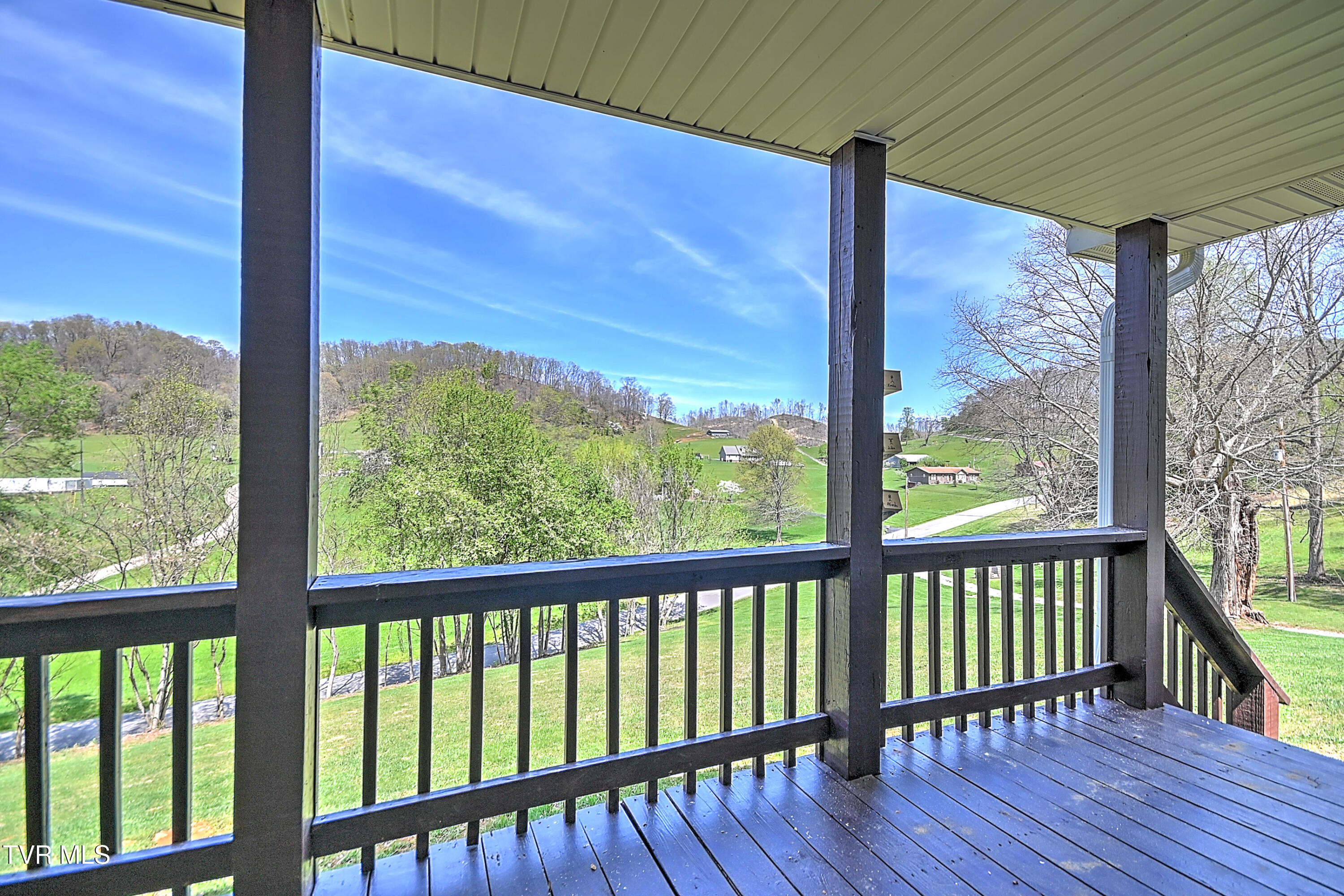 800 Chadwell Road Kingsport, TN 37660 - Photo 4 of 58 800 Chadwell MA-4