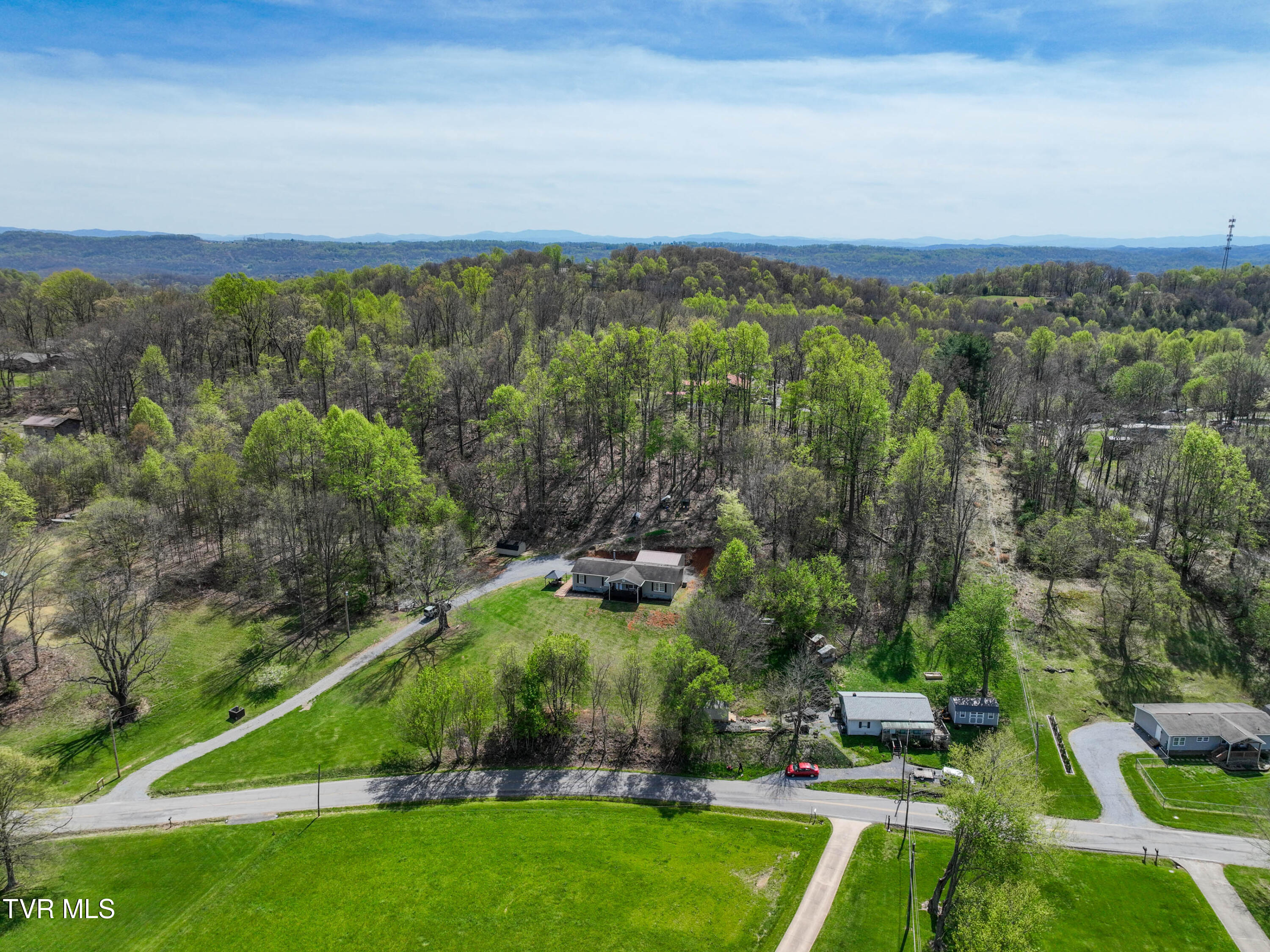 800 Chadwell Road Kingsport, TN 37660 - Photo 47 of 58 800 Chadwell Rd Drone MARIA-11