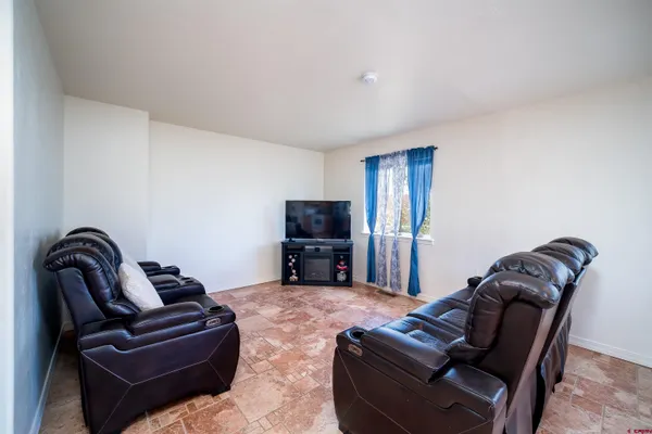 $328,000 | 811 Olmstead Lane, Bayfield, CO 81122