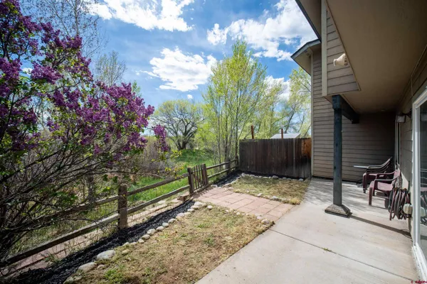 $328,000 | 811 Olmstead Lane, Bayfield, CO 81122