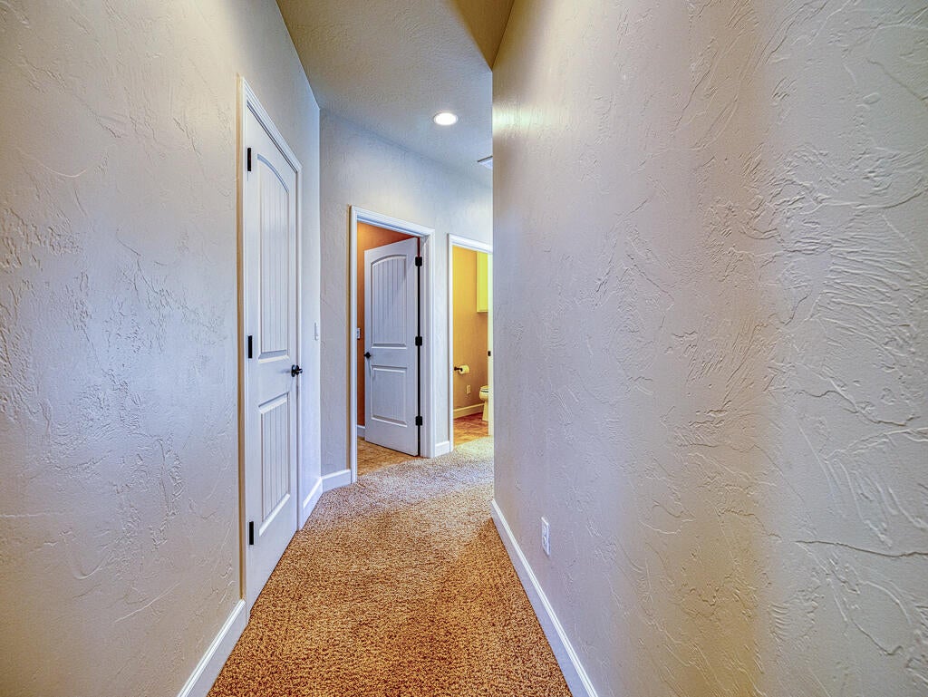 1096 Timber Ridge Loop Klamath Falls, OR 97601 - Photo 35 of 40 1096 Timber Ridge-35