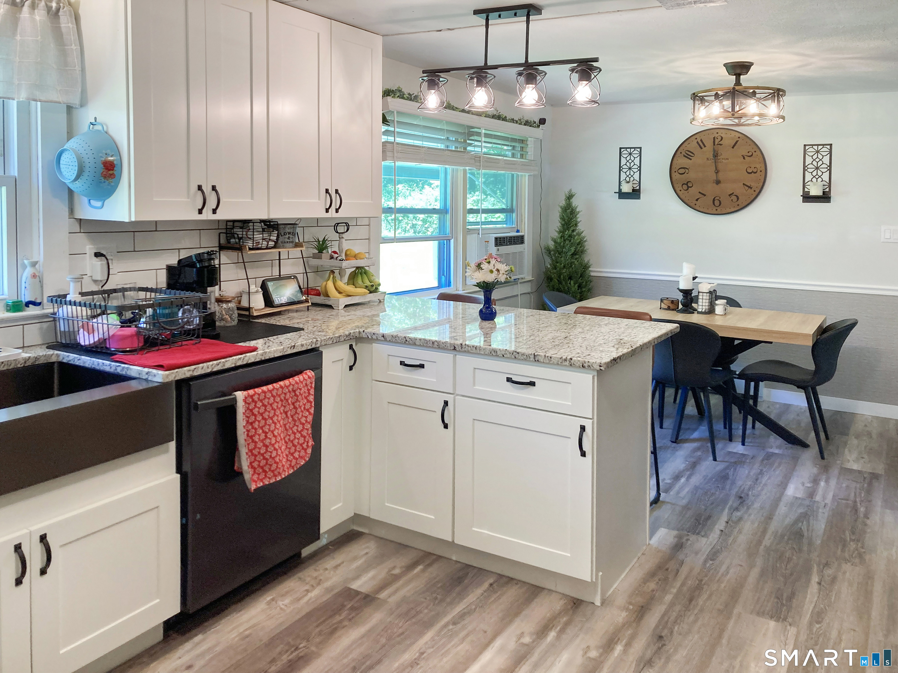 274 Hanks Hill Road Mansfield, CT 06268 - Photo 10 of 40
