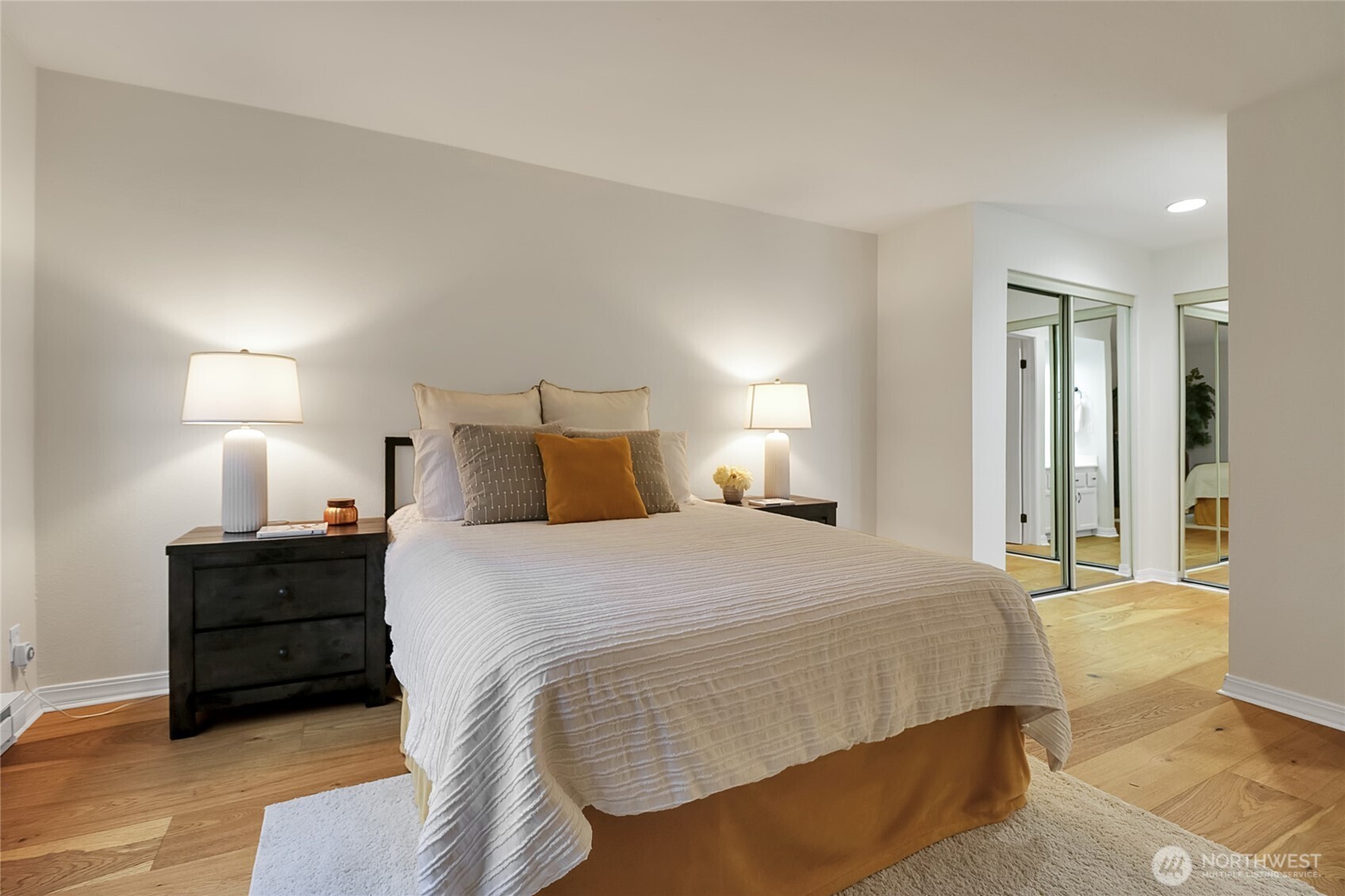 2746 60th Avenue Southwest, Unit 2 Seattle, WA 98116 - Photo 13 of 20