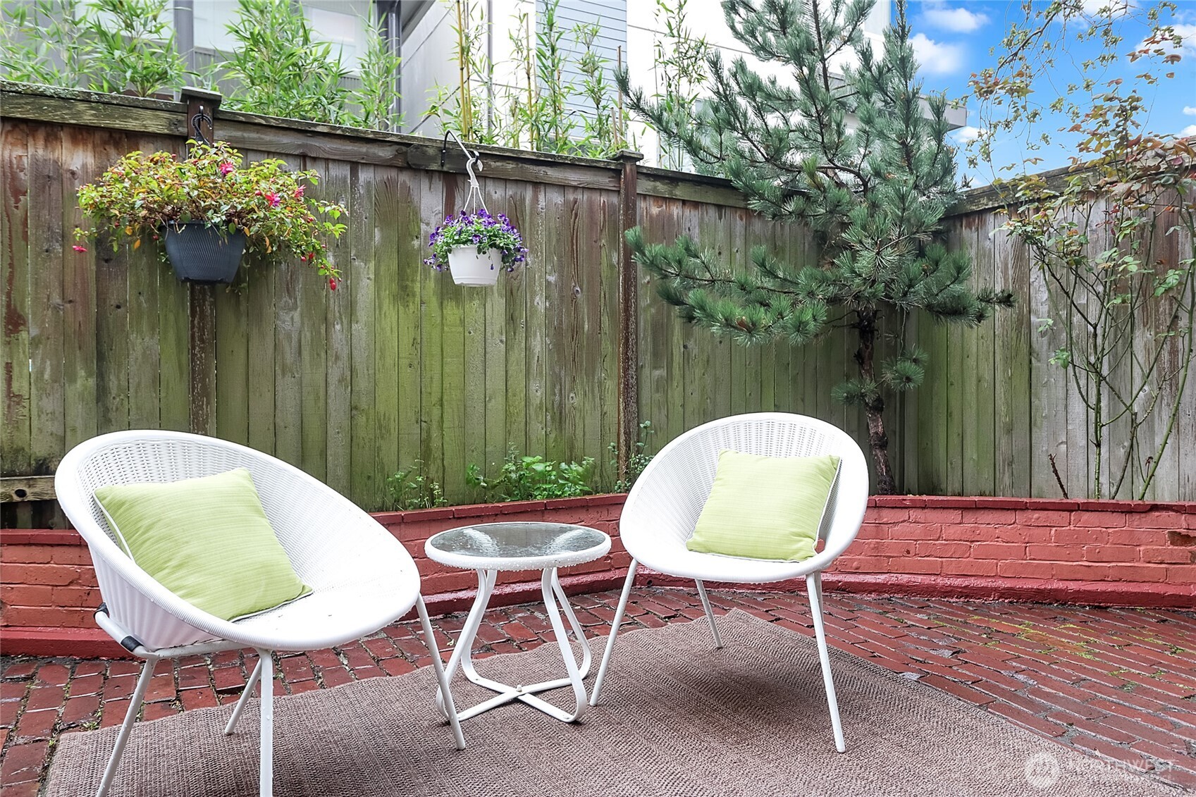 2746 60th Avenue Southwest, Unit 2 Seattle, WA 98116 - Photo 18 of 20