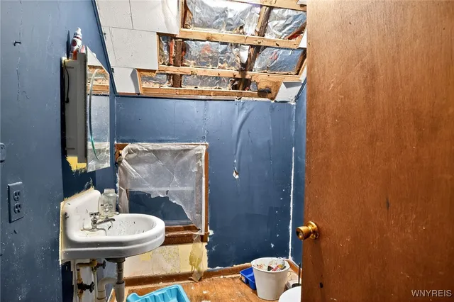 $49,000 | 27 Preston Hill Street, Camden, NY 13316