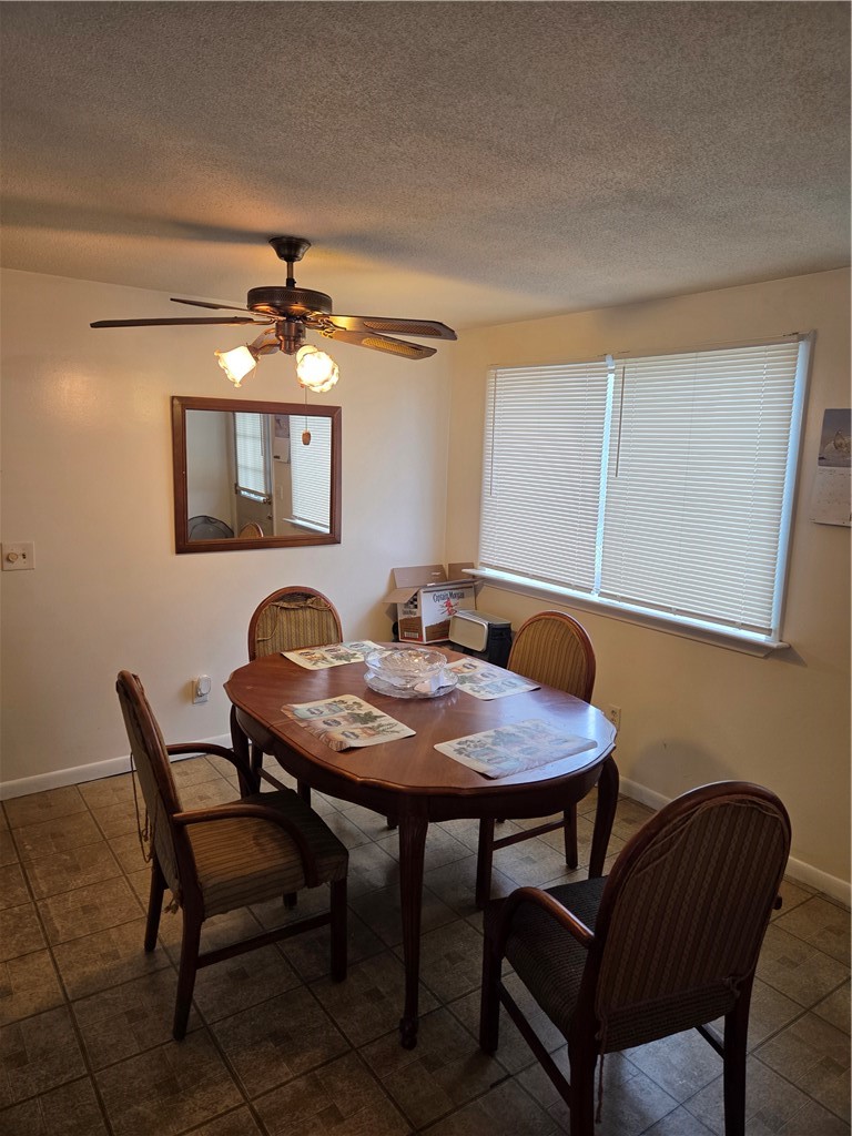 32 Longfellow Drive Coventry, RI 02816 - Photo 21 of 27