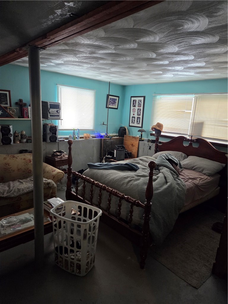 32 Longfellow Drive Coventry, RI 02816 - Photo 4 of 27