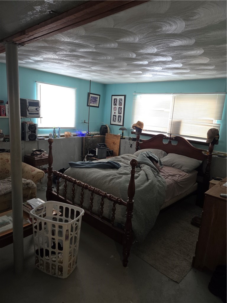 32 Longfellow Drive Coventry, RI 02816 - Photo 8 of 27