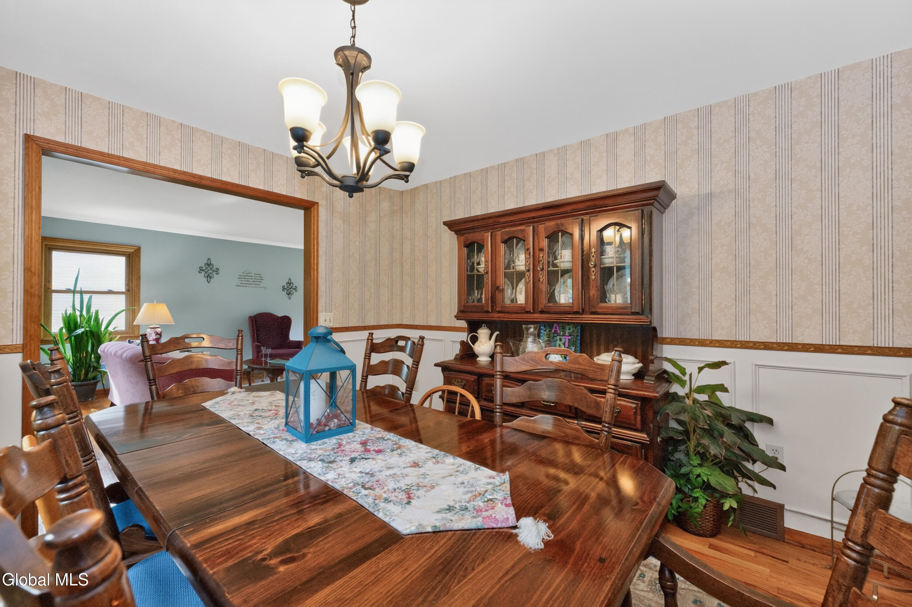 4 Homestead Road Glenville, NY 12302 - Photo 14 of 52 3 Diningroom 3