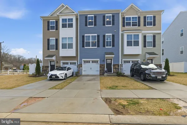 $375,000 | 1403 Hudson View Road, Essex, MD 21221