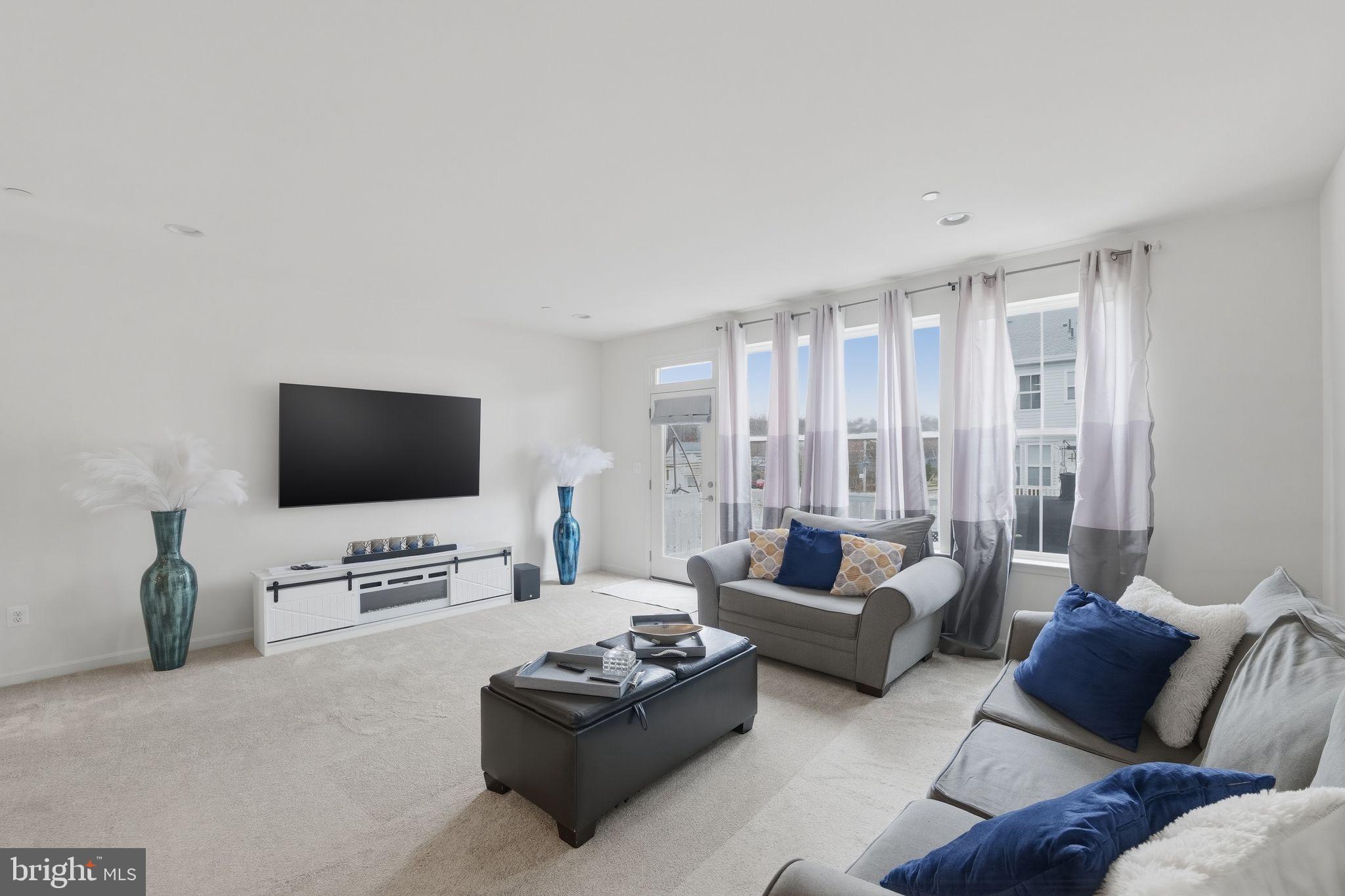 1403 Hudson View Road Essex, MD 21221 - Photo 12 of 46