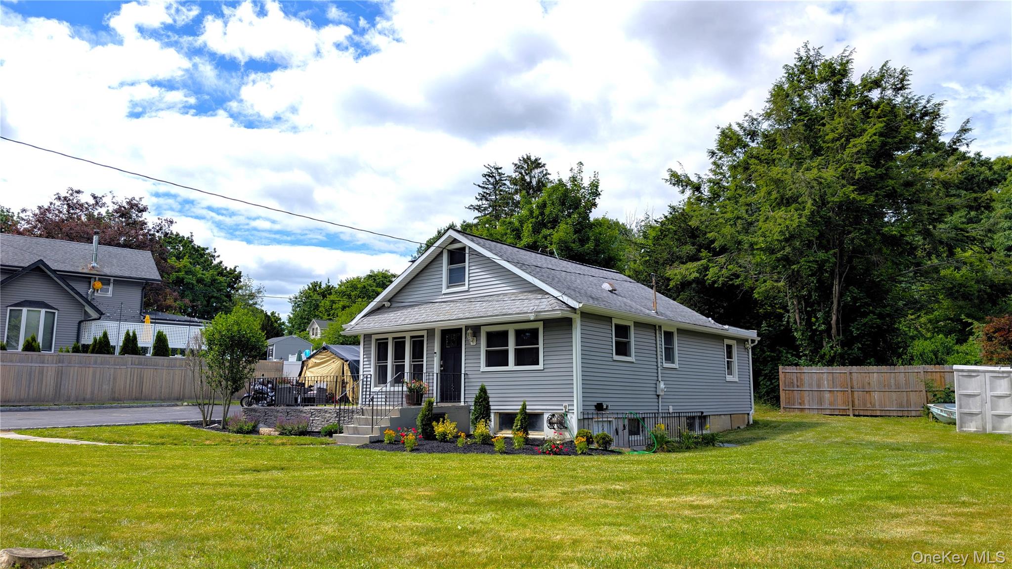 26 Roslyn Road Carmel, NY 10512 - Photo 3 of 42