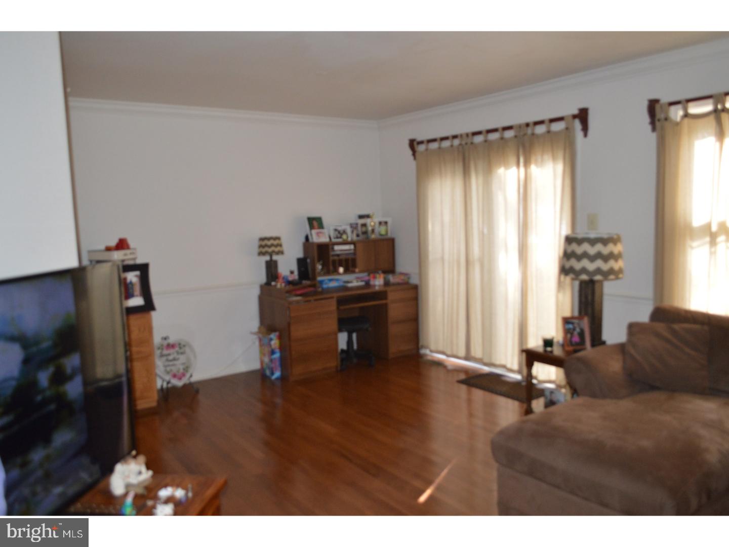 98 Beacon Square Chesterbrook, PA 19087 - Photo 4 of 25