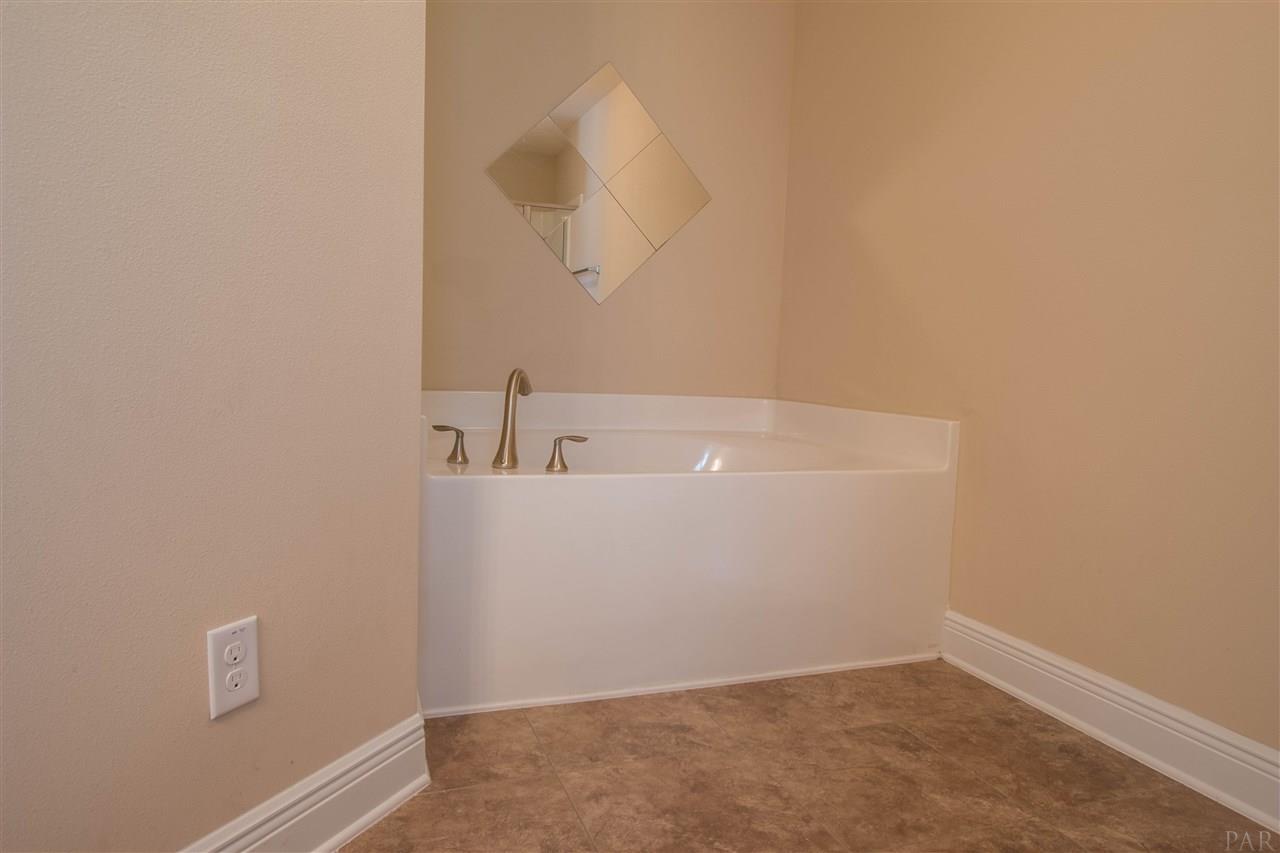 3405 Wasatch Range Loop Pensacola, FL 32526 - Photo 14 of 24