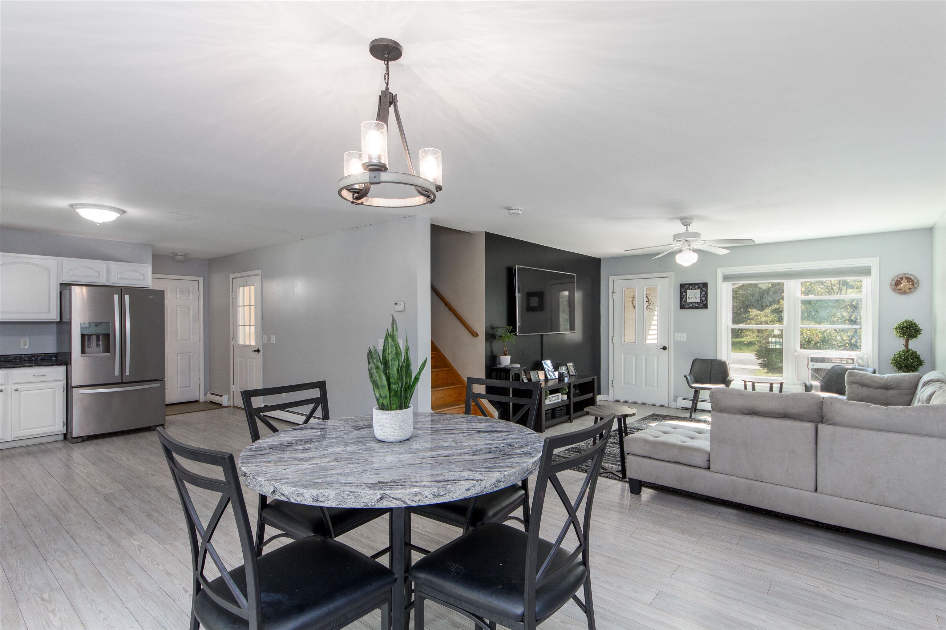82 Hobbs Road Milton, VT 05468 - Photo 7 of 27 Gallery Image 7