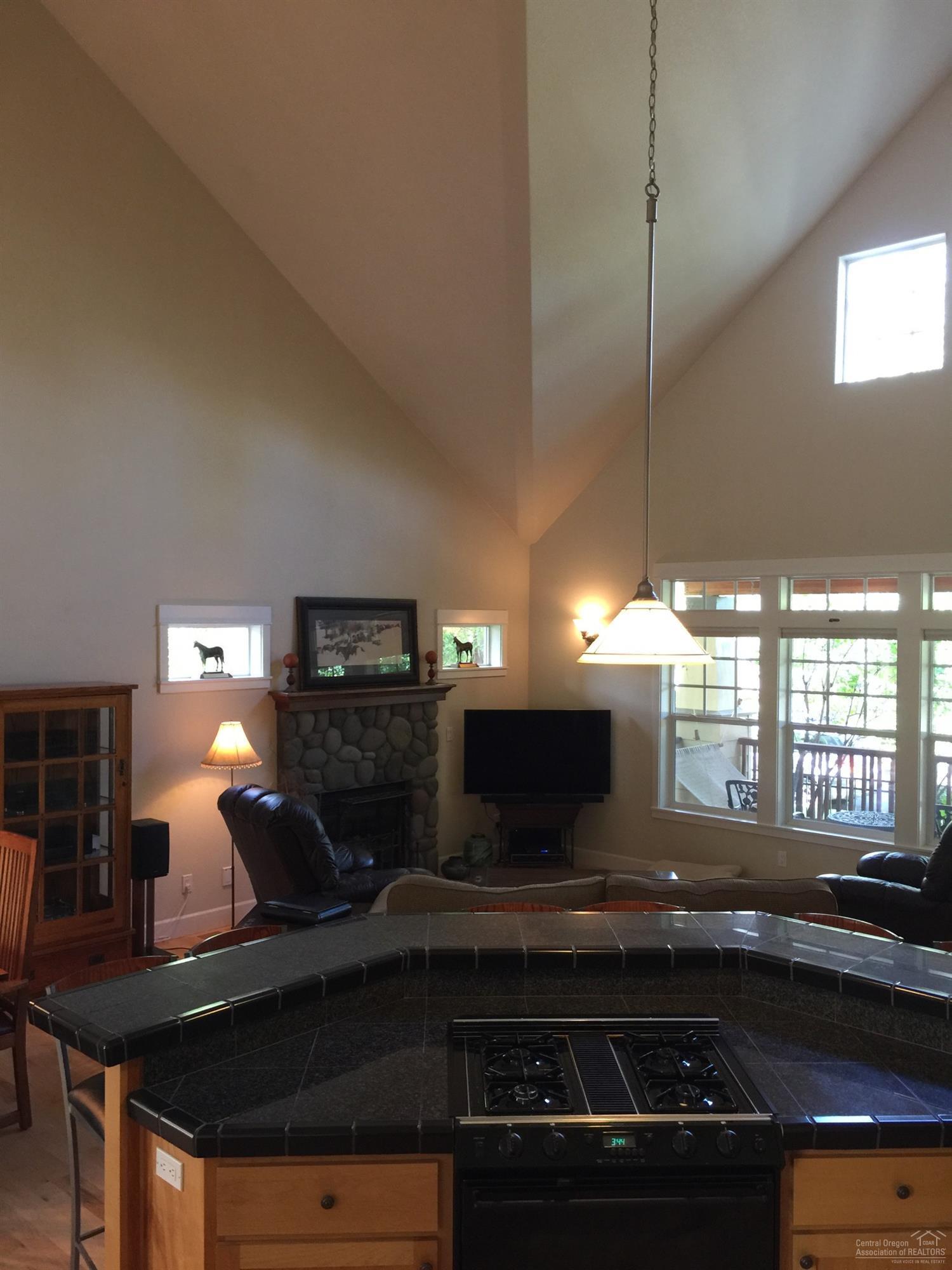 31 Southwest Allen Road Bend, OR 97702 - Photo 8 of 15 Additional Photo