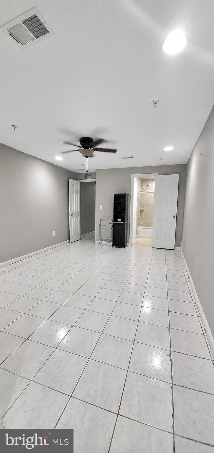 1315 R Street Northwest, Unit B Washington, DC 20009 - Photo 20 of 27