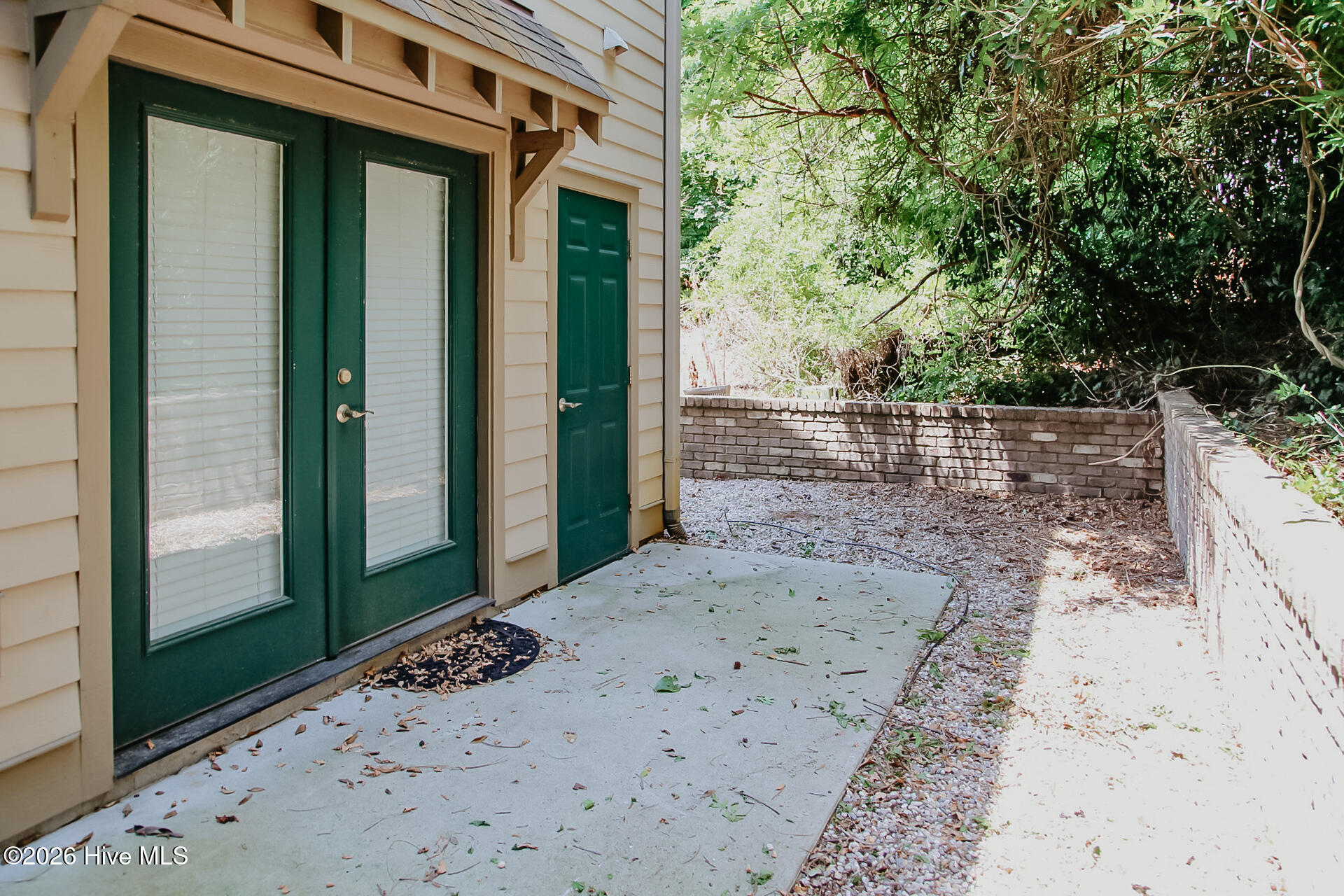 38 Elk Ridge Lane Southern Pines, NC 28387 - Photo 15 of 29 15 38 Elk Ridge Courtyard Off Master