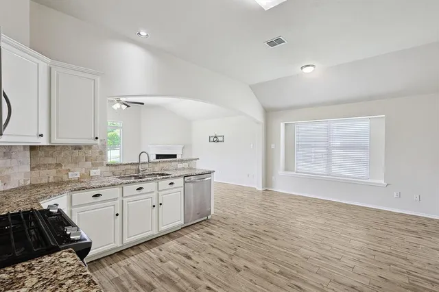 $385,000 | 10517 Wentworth Drive, Rowlett, TX 75089