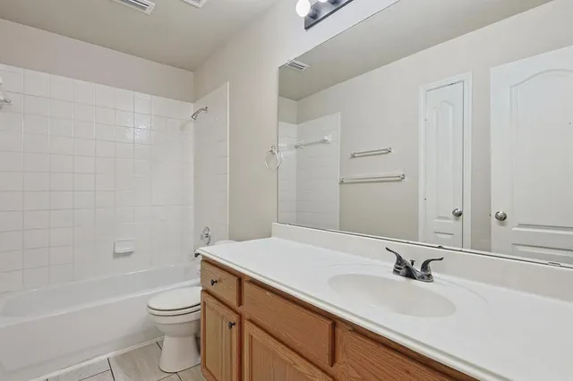 $385,000 | 10517 Wentworth Drive, Rowlett, TX 75089