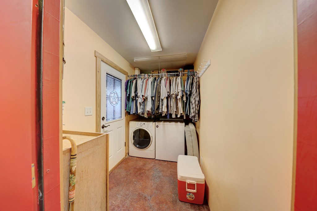 206 Austin Street Ingram, TX 78025 - Photo 7 of 18 a view of utility room