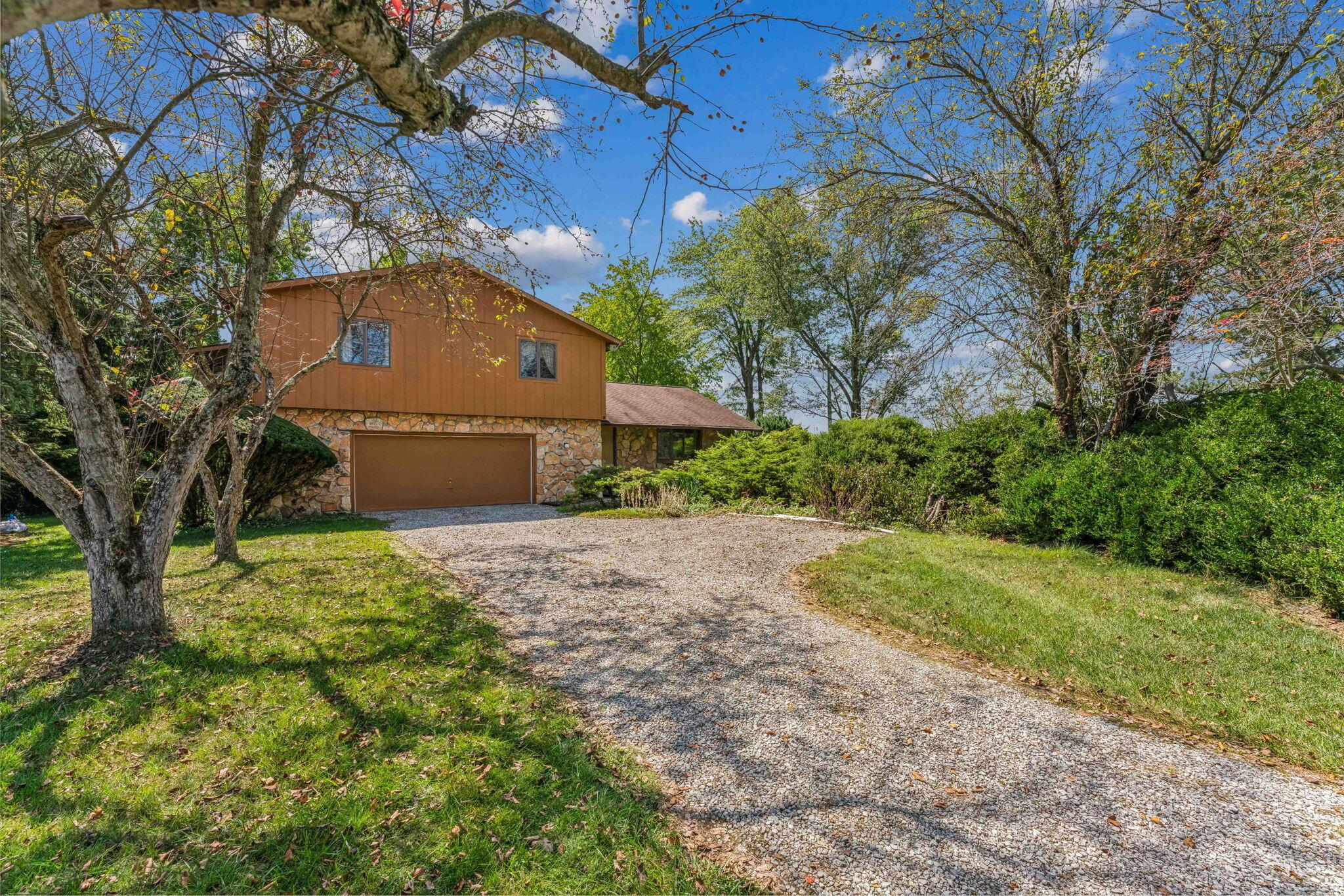 8260 Oxbow Road Westerville, OH 43082 - Photo 30 of 33 47-web-or-mls-8260-oxbow-rd