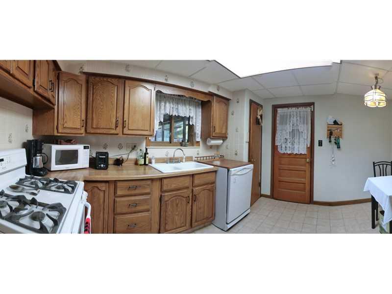 10246 Ruckle Street Indianapolis, IN 46280 - Photo 7 of 24 Gallery Image 7