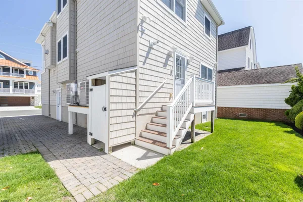 $2,350,000 | 28 North 32nd Avenue, Longport, NJ 08403