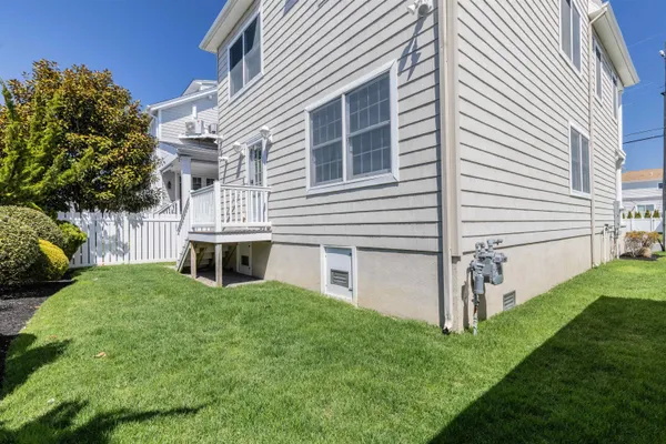 $2,350,000 | 28 North 32nd Avenue, Longport, NJ 08403