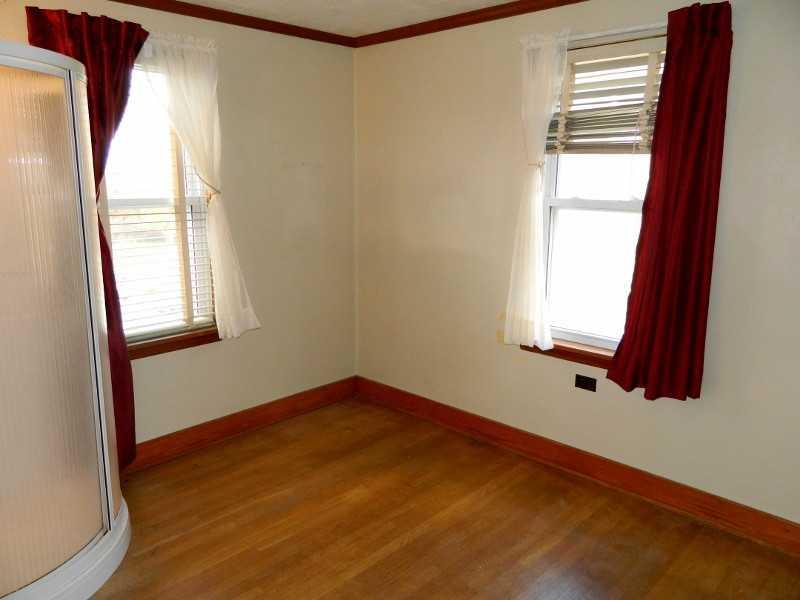 975 Ridge Road Ambridge, PA 15003 - Photo 13 of 25 Bedroom. Shower can be removed by sellers.